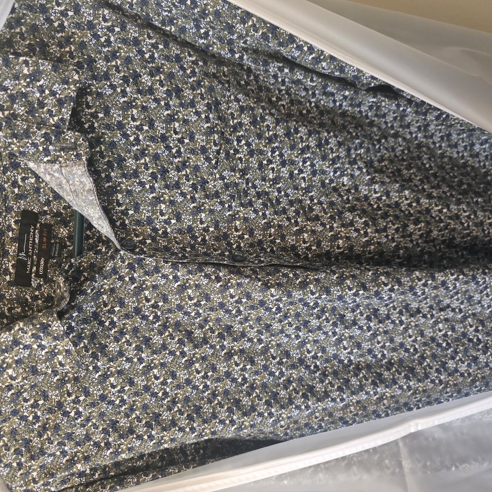 Marc Anthony Lot Of 2 Long sleeve